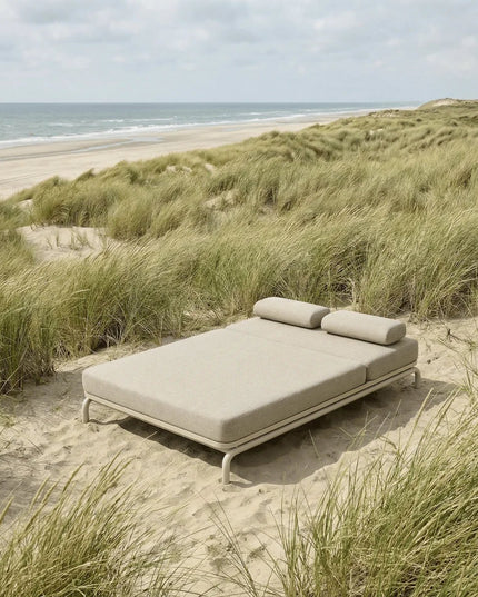 Kirra Double Sunbed - hiekka tai harmaa väri - KalusteDuo_Huonekaluliike_Aurinkovuode