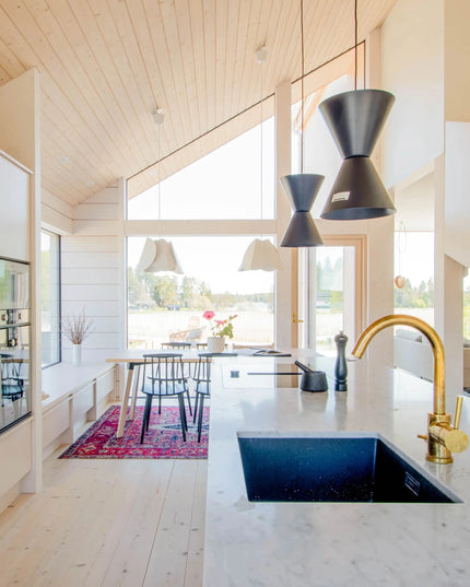 Länsi Design Riippuvalaisin musta - KalusteDuo_Huonekaluliike_Kattovalaisin