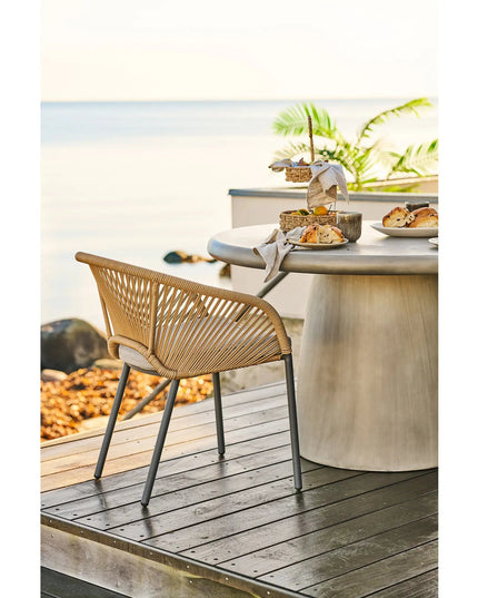 Novella terassituoli beige/hiekka - House Nordic - KalusteDuo_Huonekaluliike_nojatuoli ulkokäyttöön