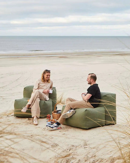 Soft Sofa Outdoor – 2 Seater | Pehmeä ulkosohva 4 värissä - KalusteDuo_Huonekaluliike_ulkosohva